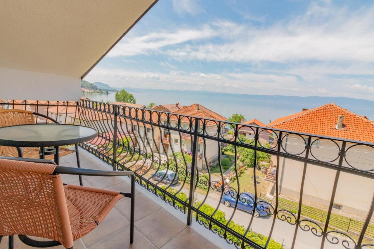 Et Larum Peštani Exterior foto